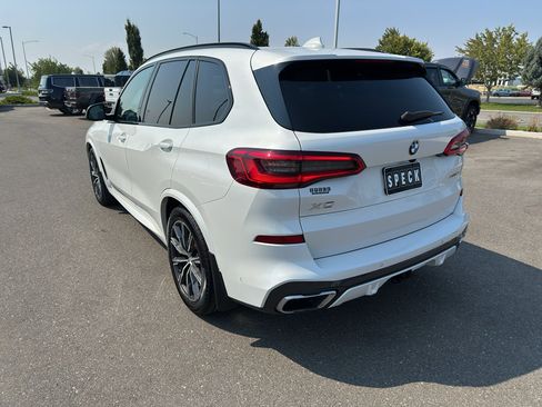 Used 2019 BMW X5 xDrive50i w/ M Sport Package AWD/4WD image 3
