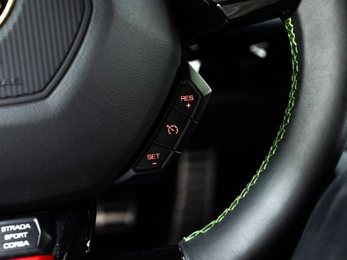 Used 2023 Lamborghini Huracan Tecnica image 47