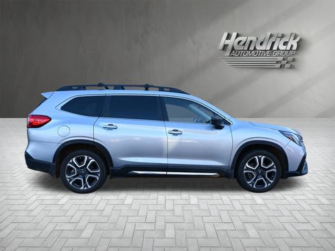 Used 2024 Subaru Ascent Limited w/ Technology Package image 10