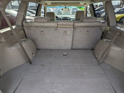 Used 2005 Toyota Highlander Limited image 10