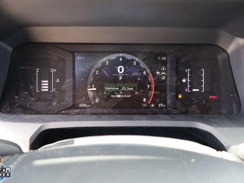 Used 2026 Toyota 4Runner SR5 AWD/4WD image 18