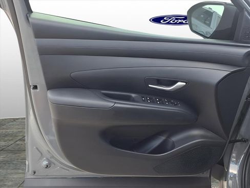 Used 2025 Hyundai Santa Cruz SE image 11