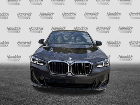 Used 2025 BMW X4 M40i image 3