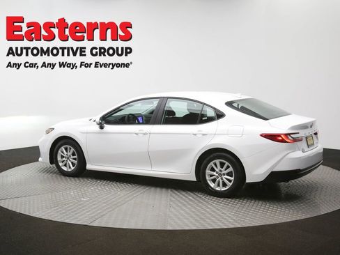 Used 2025 Toyota Camry LE FWD image 62