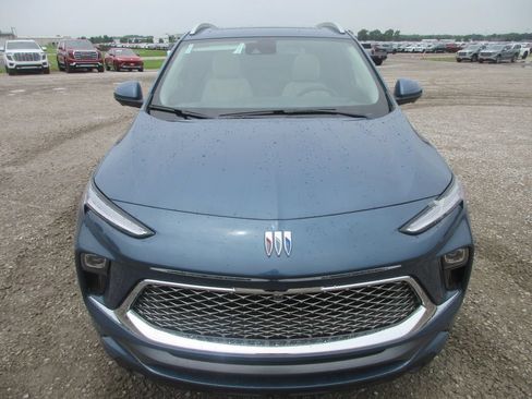 New 2026 Buick Encore GX Avenir w/ Avenir Technology Package AWD/4WD image 12