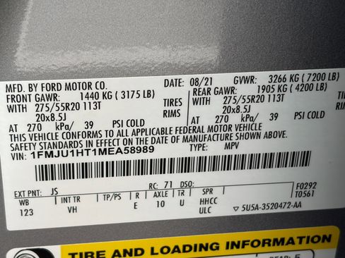 Used 2021 Ford Expedition XLT image 12