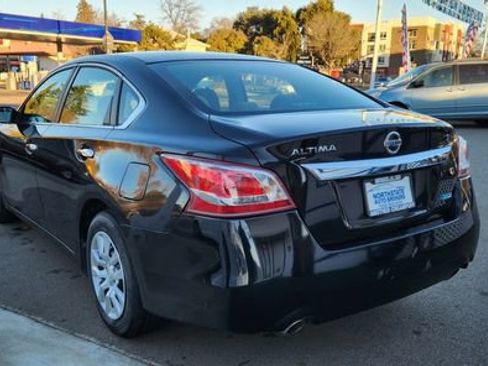 Used 2013 Nissan Altima 2.5 S image 4