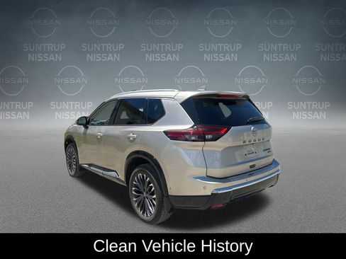 Used 2024 Nissan Rogue Platinum AWD/4WD image 4