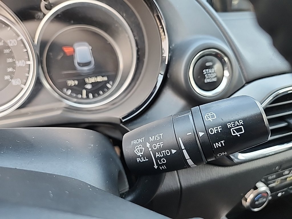 Used 2018 MAZDA CX-9 Touring AWD/4WD image 16