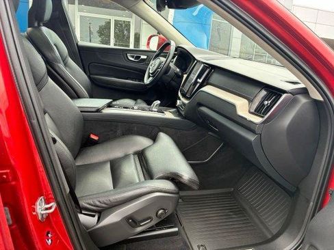 Used 2019 Volvo XC60 T8 Inscription w/ Protection Package Premier AWD/4WD image 9
