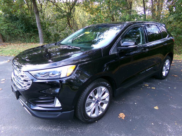 Used 2019 Ford Edge Titanium w/ Equipment Group 301A AWD/4WD image 5