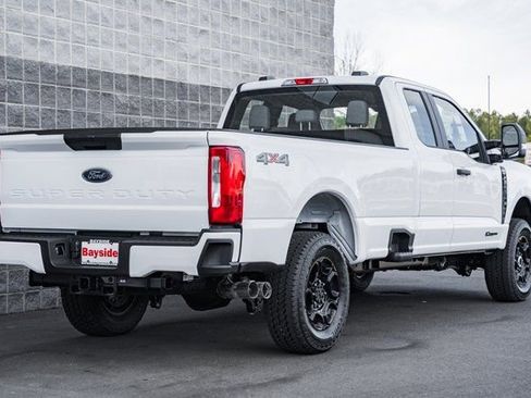 New 2026 Ford F250 Platinum image 7