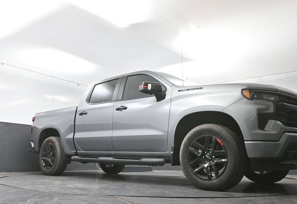 New 2026 Chevrolet Silverado 1500 RST w/ Redline Edition AWD/4WD image 41