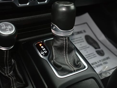 Used 2021 Jeep Wrangler Unlimited Sahara w/ Cold Weather Group image 19