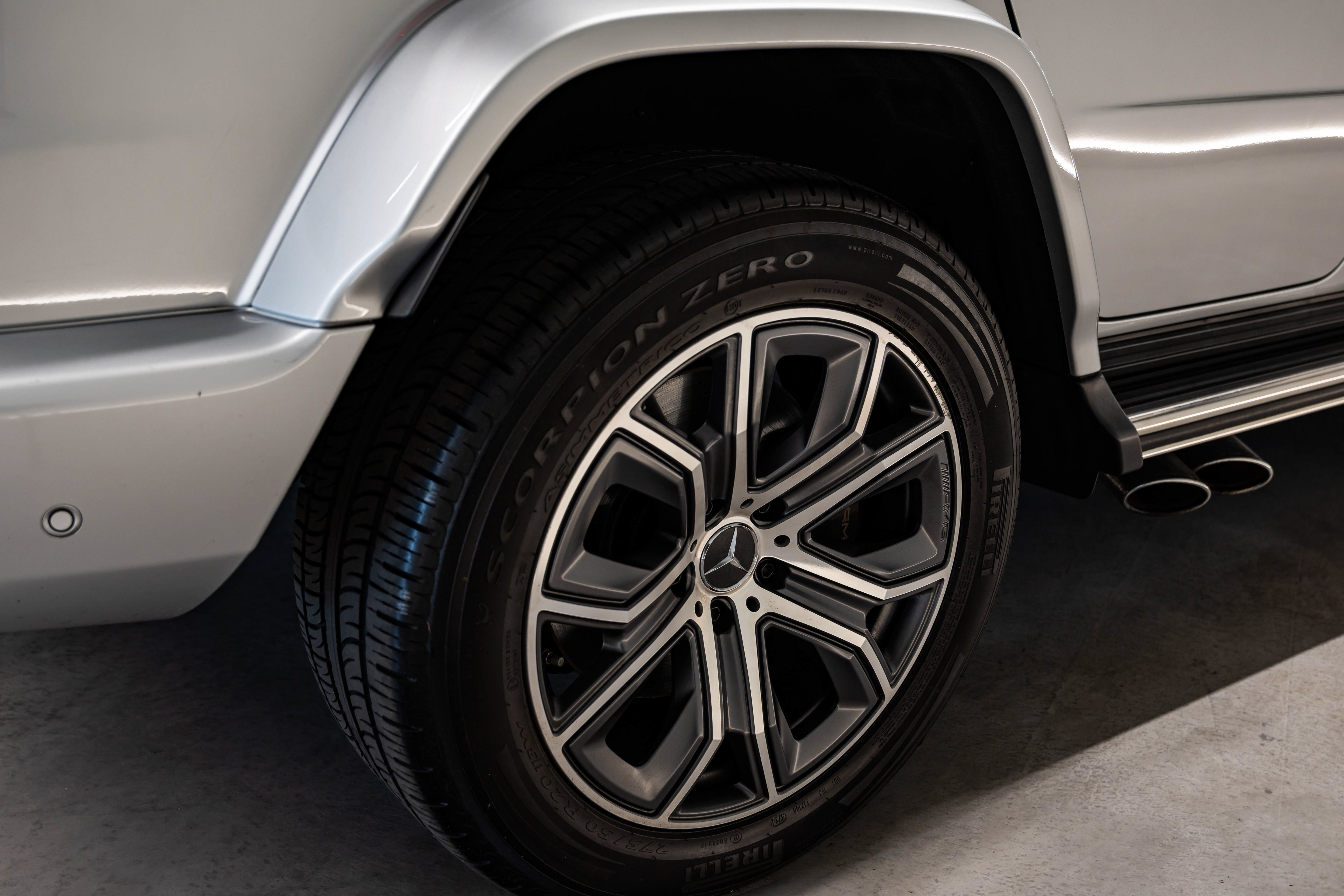 Used 2025 Mercedes-Benz G 63 AMG 4MATIC image 5