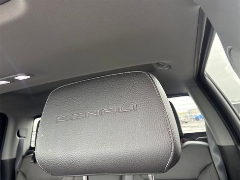 Used 2019 GMC Sierra 1500 Denali w/ Denali Ultimate Package image 15