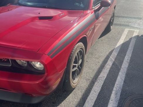 Used 2011 Dodge Challenger R/T image 4