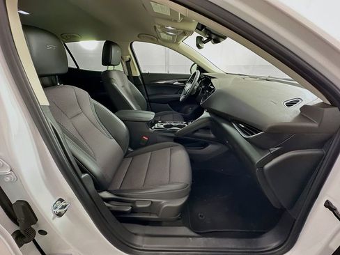 Used 2023 Buick Envision Preferred w/ Sport Touring Package image 27