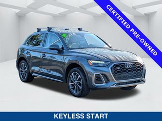 Used 2024 Audi Q5 2.0T Premium w/ Convenience Package AWD/4WD video 3