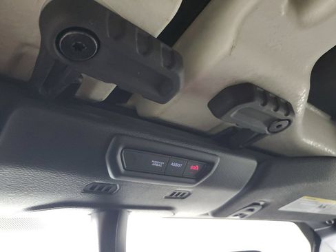 Used 2022 Jeep Wrangler Rubicon w/ LED Lighting Group AWD/4WD image 28