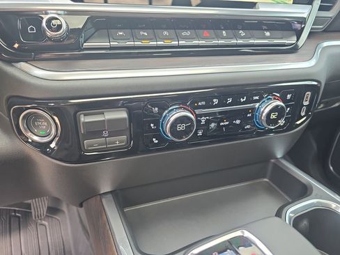 New 2026 GMC Sierra 1500 SLT w/ SLT Premium Plus Package image 25