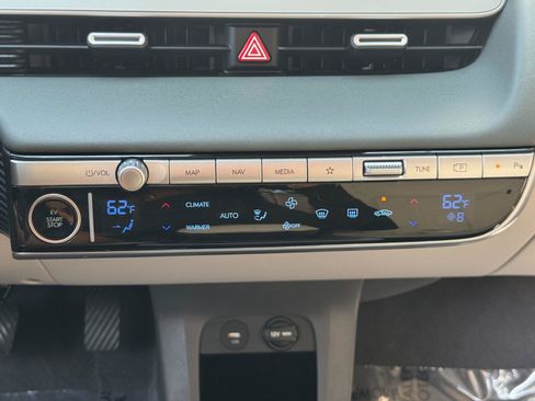 Used 2022 Hyundai Ioniq 5 SEL w/ Cargo Package RWD image 27