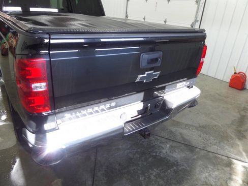 Used 2019 Chevrolet Silverado 1500 LT image 5