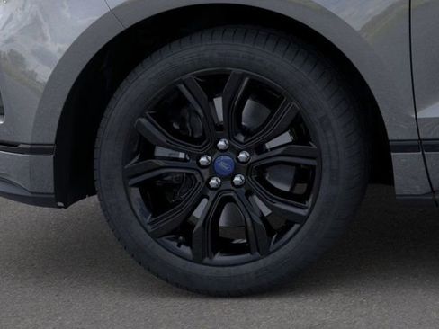 Used 2024 Ford Edge SE w/ Black Appearance Package image 21