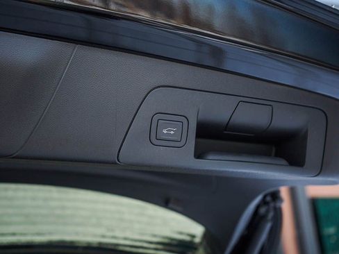 New 2026 Buick Envision Sport Touring AWD/4WD image 9