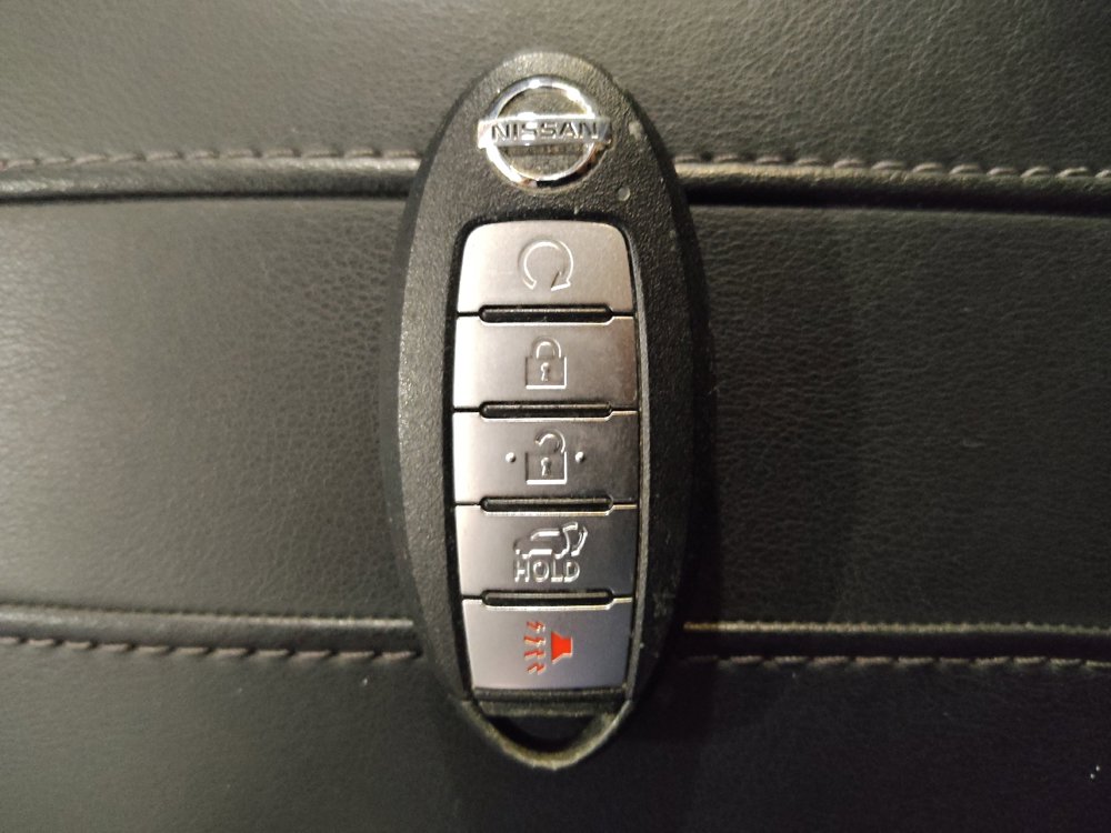 Used 2020 Nissan Rogue SV FWD image 32