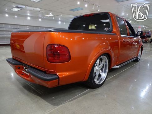 Used 2003 Ford F150 Harley-Davidson image 16