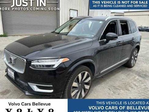 Used 2023 Volvo XC90 T8 Ultimate w/ Lounge Package AWD/4WD image 1