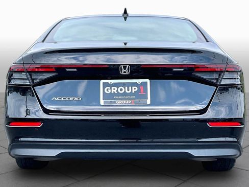Used 2023 Honda Accord EX image 5
