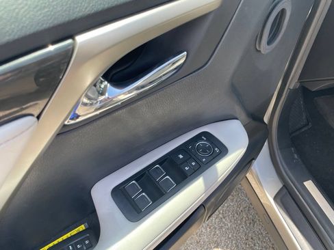 Used 2020 Lexus RX 350 FWD w/ Accessory Package image 18