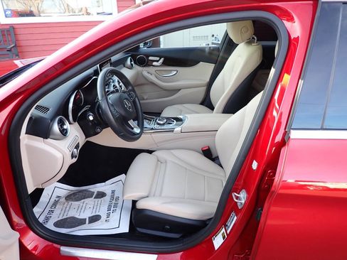 Used 2018 Mercedes-Benz C 300 Sedan image 7