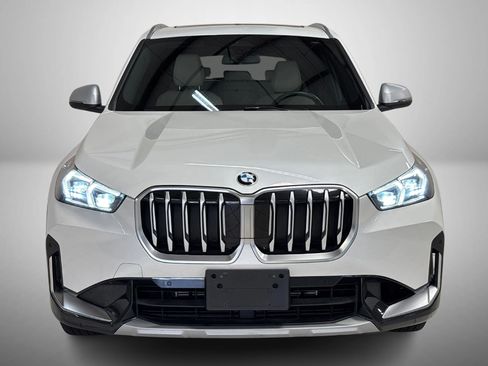 Used 2024 BMW X1 xDrive28i image 2