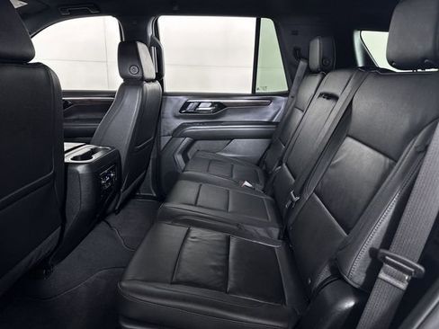 Used 2025 Chevrolet Tahoe LT AWD/4WD image 26