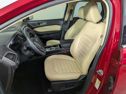 Used 2023 Ford Edge SEL w/ Convenience Package image 16