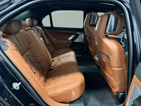 New 2025 BMW 760i xDrive image 10
