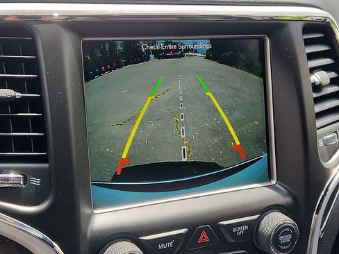 Certified 2018 Jeep Grand Cherokee Limited AWD/4WD image 18