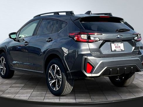 Certified 2025 Subaru Crosstrek 2.5i Premium AWD/4WD image 4