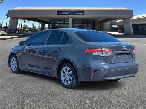 Used 2023 Toyota Corolla Hybrid Sedan image 4