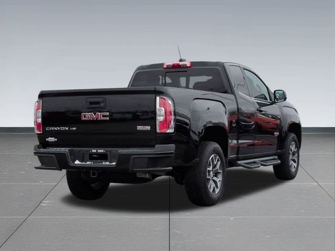 Used 2018 GMC Canyon All Terrain w/ Trailering Package image 6
