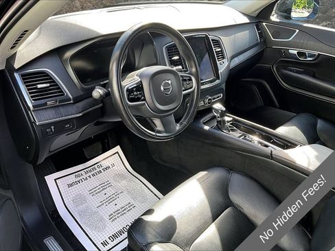 Used 2020 Volvo XC90 T6 Momentum w/ Protection Package Premier AWD/4WD image 11