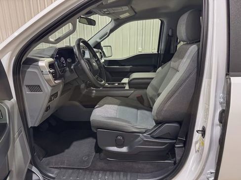 Used 2023 Ford F150 XLT image 11
