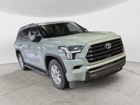 Used 2025 Toyota Sequoia SR5 w/ SR5 Premium Package AWD/4WD image 3