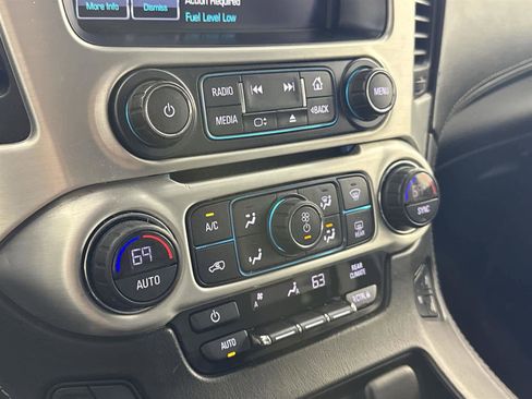 Used 2018 GMC Yukon XL SLT image 18