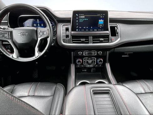 Used 2024 Chevrolet Suburban RST w/ Luxury Package image 10