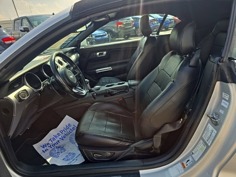 Used 2019 Ford Mustang GT Premium RWD image 25