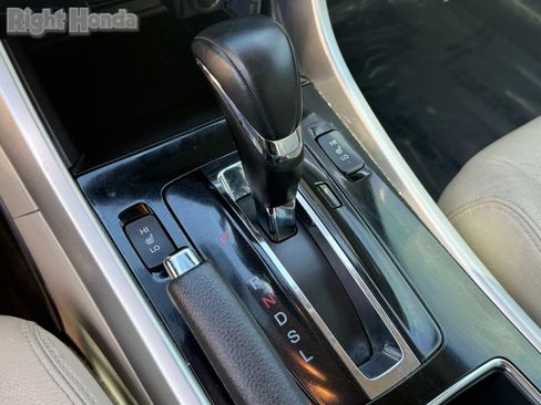 Used 2016 Honda Accord EX-L image 23